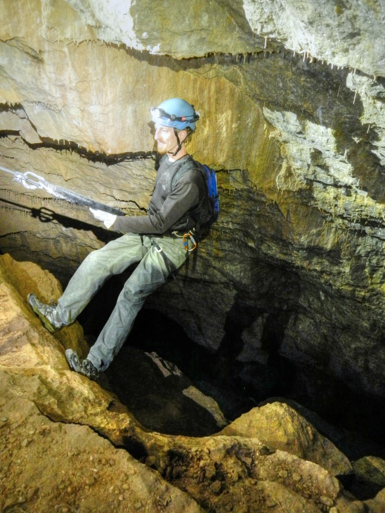 bloomington caves rappelling